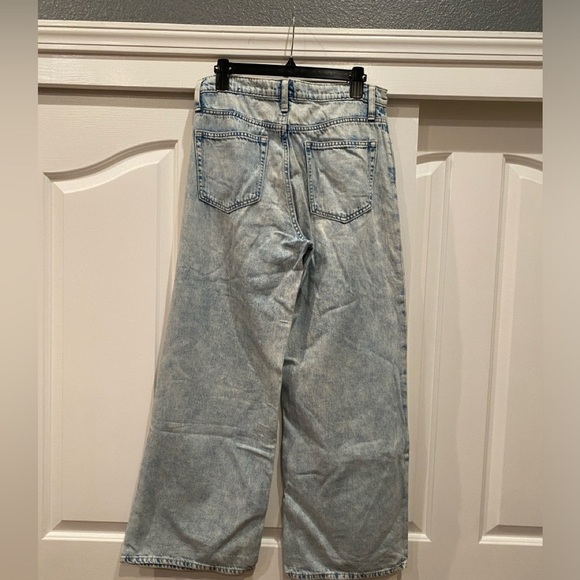 Gap high rise wide leg jeans light wash size 8/29R - Picture 2 of 5